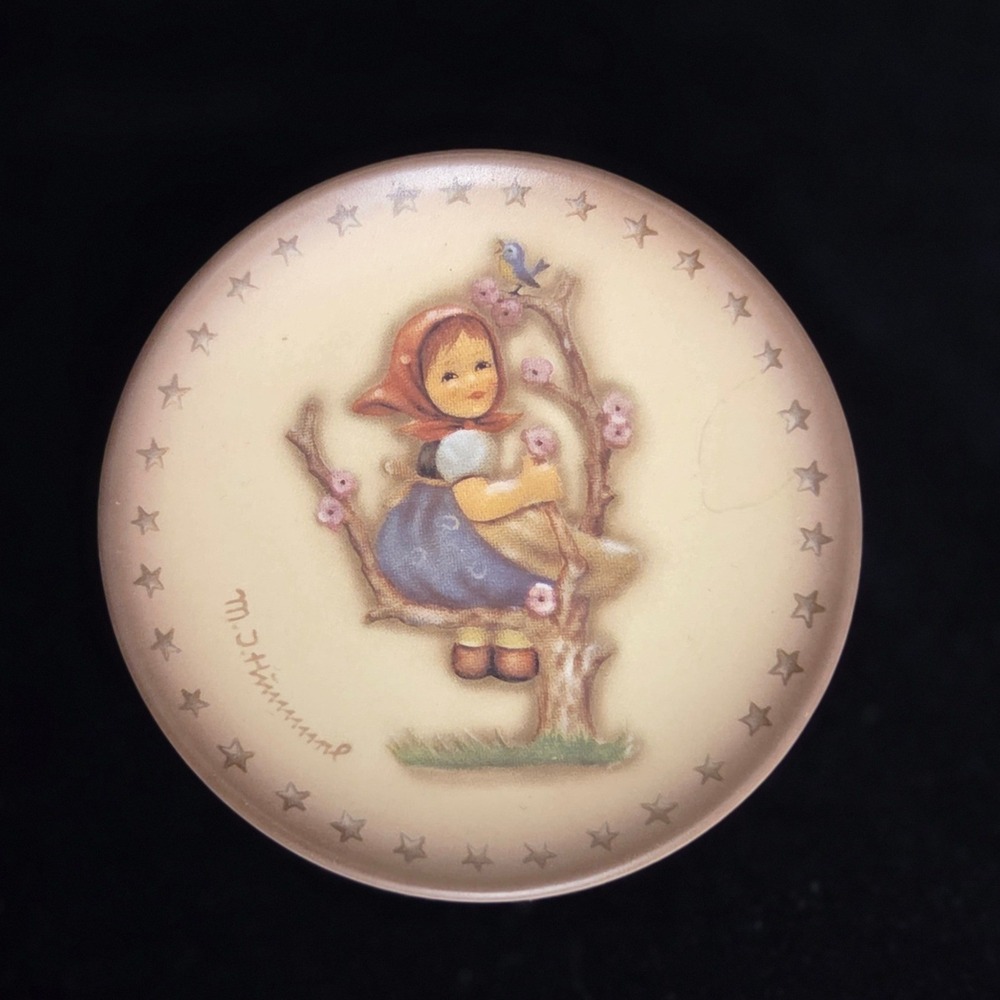 Goebel Hummel Miniature Plate 6th Edition 1976 Motif Hum 976 Germany 1995